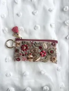 【再販】インド刺繍リボンポーチ ミニポーチ　マルチポーチ
