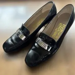 フェラガモ　ローファー　ヒール