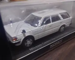 1/43 日産 ニッサン セドリックバン デラックス 1995ホワイト ノレブ製のサムネイル