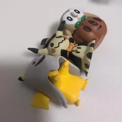 ポケモン ハロウィンフィギュア ガチャ 三体セット