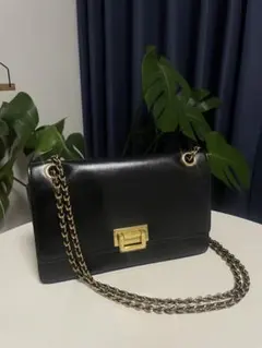 CHARLES & KEITH チェーンショルダーバッグ ブラックのサムネイル