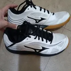 MIZUNO バドミントンシューズ ホワイト×ブラック