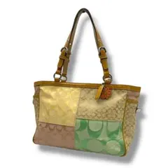 COACH コーチ　シグネチャートートバッグ