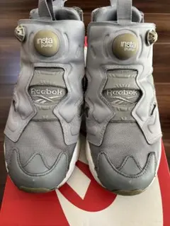 【Reebok】23.5cm グレー ポンプフューリー スニーカー