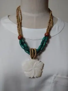 ビーズ ブラウン