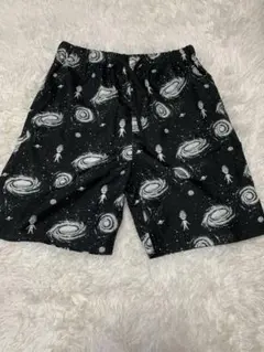 graniph 7万5千円の宇宙 ビッグシルエットショートパンツ 友蔵のサムネイル