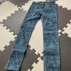 デニム　ボトムス