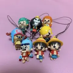 ス*ン様 ワンピース7個のキャラクター ストラップセット。 - メルカリ