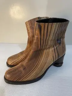 ISSEY MIYAKE 木目調デザイン ショートブーツ 23.5cmのサムネイル