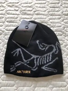 Arc'teryx ニット帽 ビーニー 新品 。