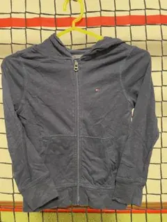 TOMMY HILFIGER子供用フード付きパーカー　110cm