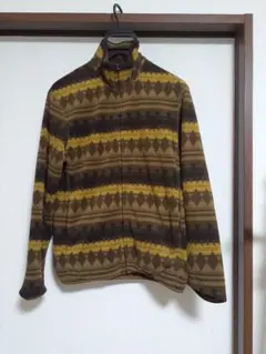 フリースジャケット