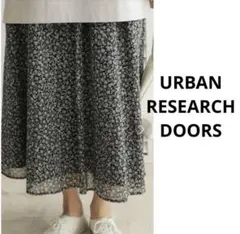 URBAN RESEARCH DOORS フラワーギャザースカート