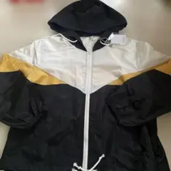 ナイロンアウター