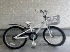 【ささ様専用】ルイガノ 子供用自転車 ホワイト　20インチ　泥除け&カゴ付きのサムネイル