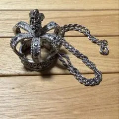 水曜日のアリス風 ネックレス 王冠 シルバー　ゴシックロリータ