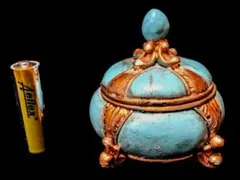 アンティーク風　青い樹脂製小物入れ（ジュエリーボックス）