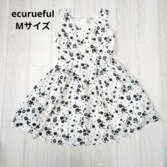 エクリュフィルecuruful ワンピース ノースリーブ ひざ丈ワンピースのサムネイル