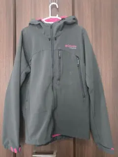 Columbia アウター　 グレー/ピンク