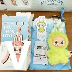 ラブブ LABUBU PIN FOR LOVE イニシャルアルファベット V