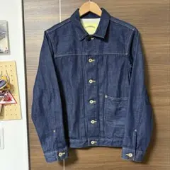 Item thumbnail for item b24ec2ae-2100-4067-afc2-05e9fa3166ee