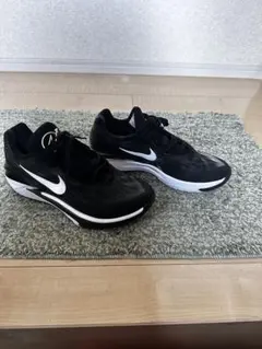 Nike ブラック スニーカー
