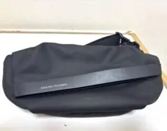 チェストバッグ　メッセンジャーバッグ　斜め掛け　肩掛け　大容量