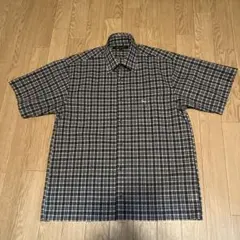 短丈シャツ　海外ストリート　ボックスシルエット