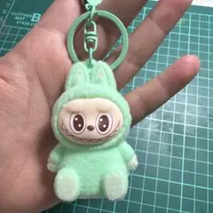 値下げラブブ キーホルダー チャーム ぬいぐるみ 緑1個