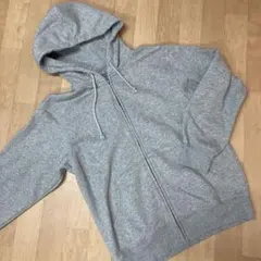 ユニクロ　ジップ パーカー Sサイズ