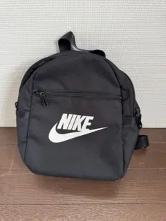 NIKE ミニリュック パック　ブラック、のサムネイル