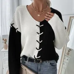 SHEIN ブラック　ホワイト Vネック長袖　ニット