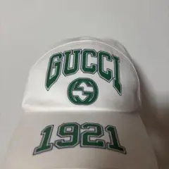 GUCCI 1921 ロゴ ホワイトキャップのサムネイル
