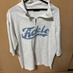 ジッパー付きハイネック グレーシャツ