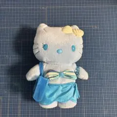 【限定品】マクドナルドハッピーセット ハローキティ 水着風ドレス ぬいぐるみ