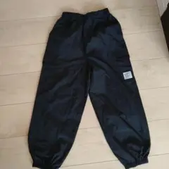 Jessy. ブラックカジュアルパンツ
