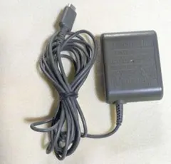 DS lite ライト 充電器 ACアダプター USG-002 メーカー純正品
