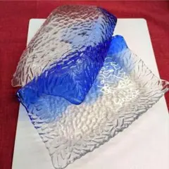 美濃焼】深青 瑠璃釉 長角皿 大皿 菖蒲文様 線彫り 波縁 盛皿 和食器