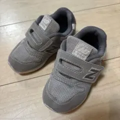 New Balance 996 キッズ スニーカー グレー　13cmのサムネイル