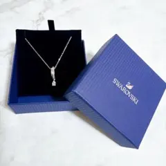 新品未使用✨SWAROVSKI ネックレス クリスタル シルバーカラー