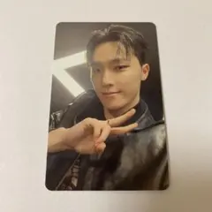 17 is right here 会場限定 weverse特典 ディノ トレカ