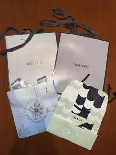 TOM FORD HERA PRADAブランド ショップ袋 4枚セットのサムネイル