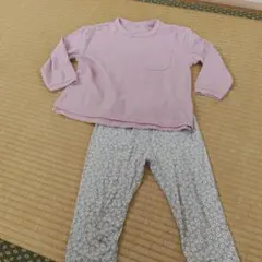 ピンク七分袖＆花柄ズボン