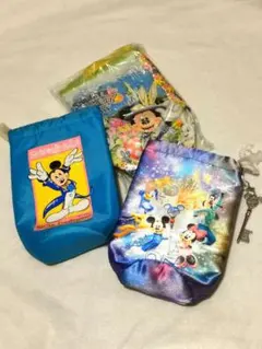 ディズニー　ペットボトルホルダー