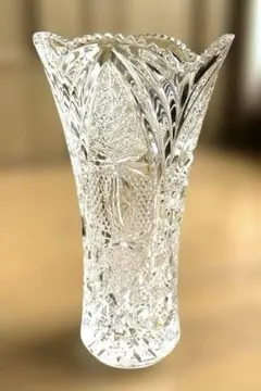 ガラス製花瓶のサムネイル