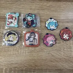 VOCALOIDラバーキーホルダー、缶バッジセット