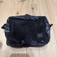 PORTER 吉田カバン スナックバックSサイズ　ブラック