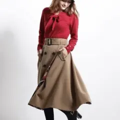 ブルーレーベルクレストブリッジのトレンチスカート