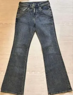 GU スリムフレアジーンズ Sサイズ 美品