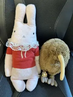 うさぎ　キーウィ　ぬいぐるみ